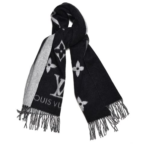 louis vuitton cashmere monogram reykjavik scarf noir black|Louis Vuitton Reykjavik scarf.